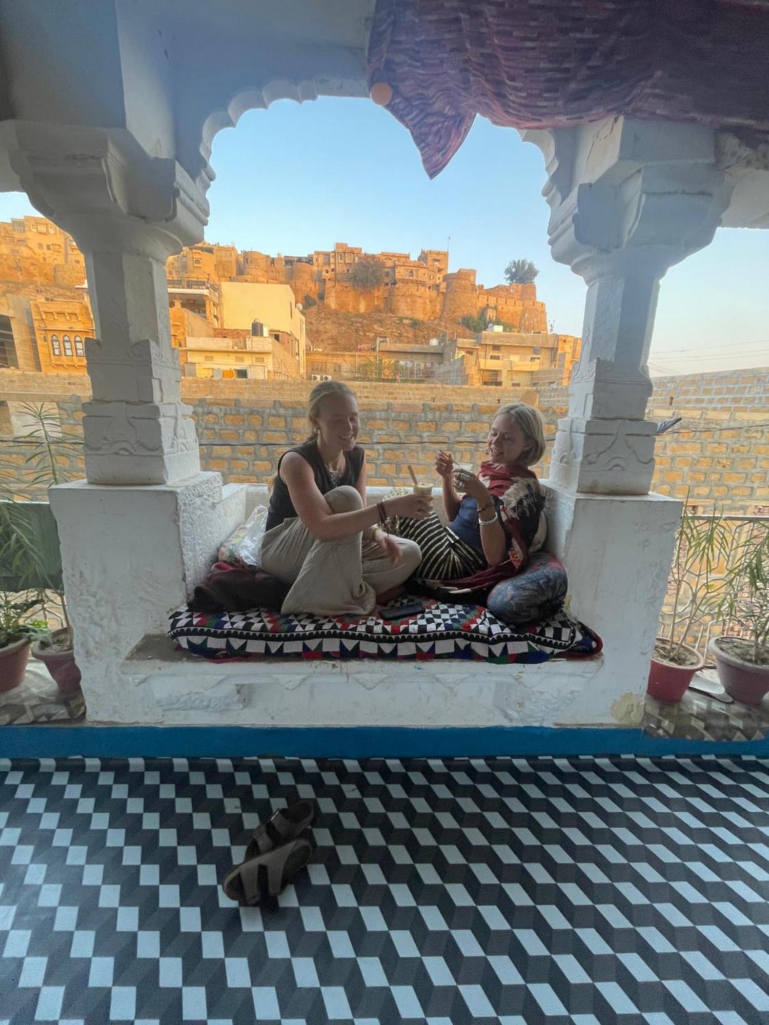 Mirvana Guest House & Camel Safari Jaisalmer Eksteriør bilde