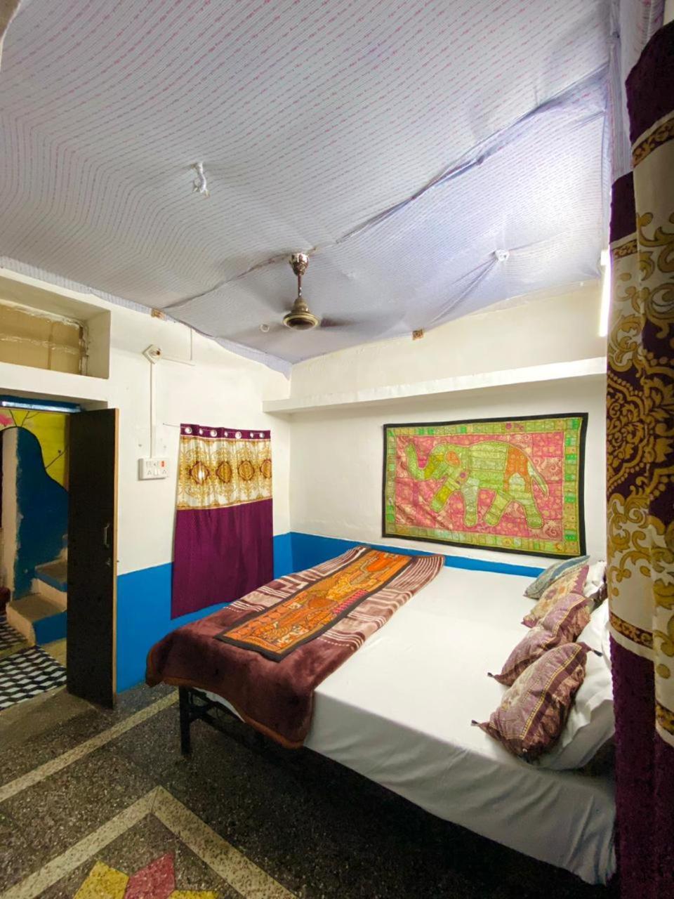 Mirvana Guest House & Camel Safari Jaisalmer Eksteriør bilde