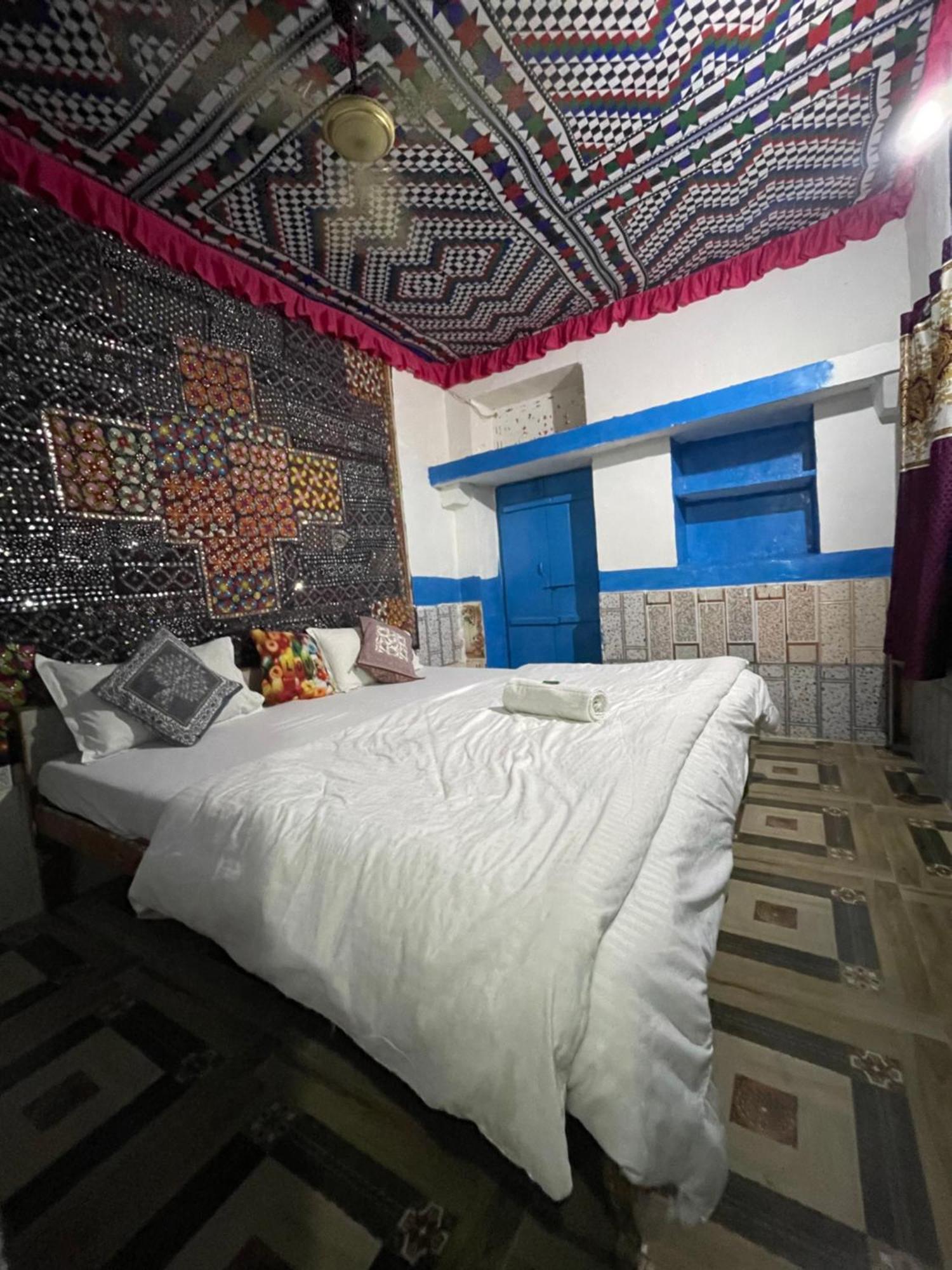 Mirvana Guest House & Camel Safari Jaisalmer Eksteriør bilde